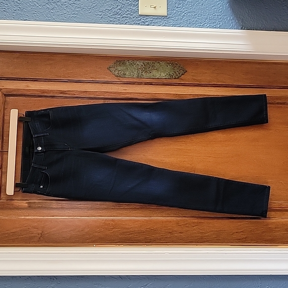 *BLACK FRIDAY SALE* Joe's Flawless “The Honey” Jeans - Picture 5 of 12